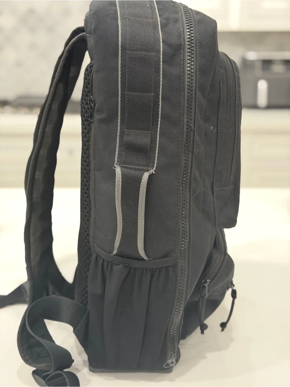 Nike Black Men's Utility Backpack with Multiple Front Pockets